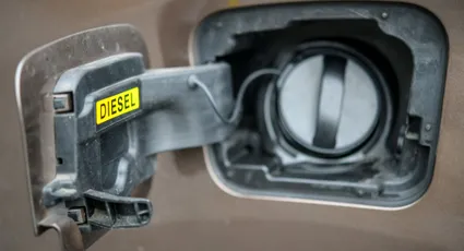 Diesel-Diebe zapfen etwa 550 Liter in Rositz ab