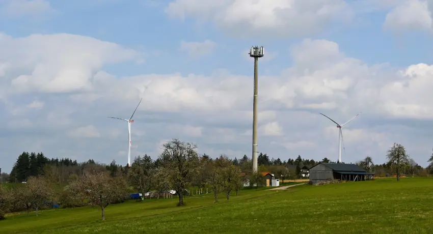 Wichtige Ergänzung: Windstrom aus dem Südwesten kann die Windenergie aus dem Norden ausgleichen.